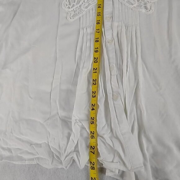 Spense  Woman 100% Viscose White Button-Up Long Sleeve Top. Size 1X - Picture 9 of 12